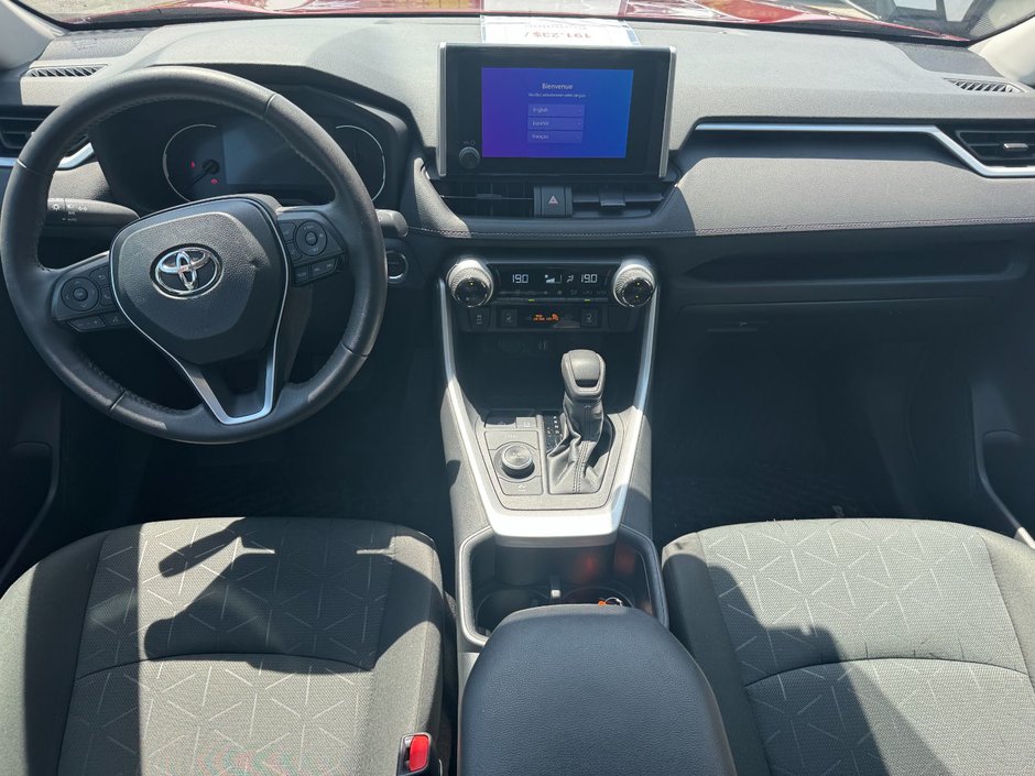 2024 Toyota RAV4 Hybrid XLE-10