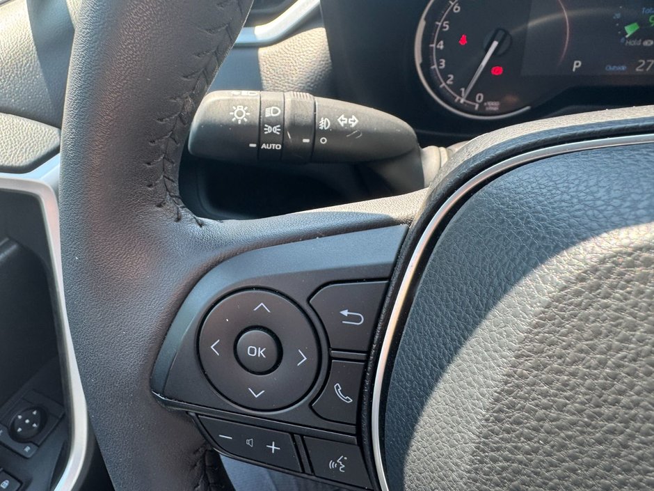 Toyota RAV4 XLE 2025-20