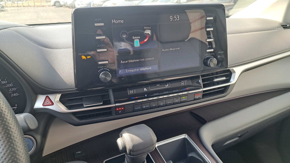 Toyota Sienna Hybrid LE  8-PASS 2023-15