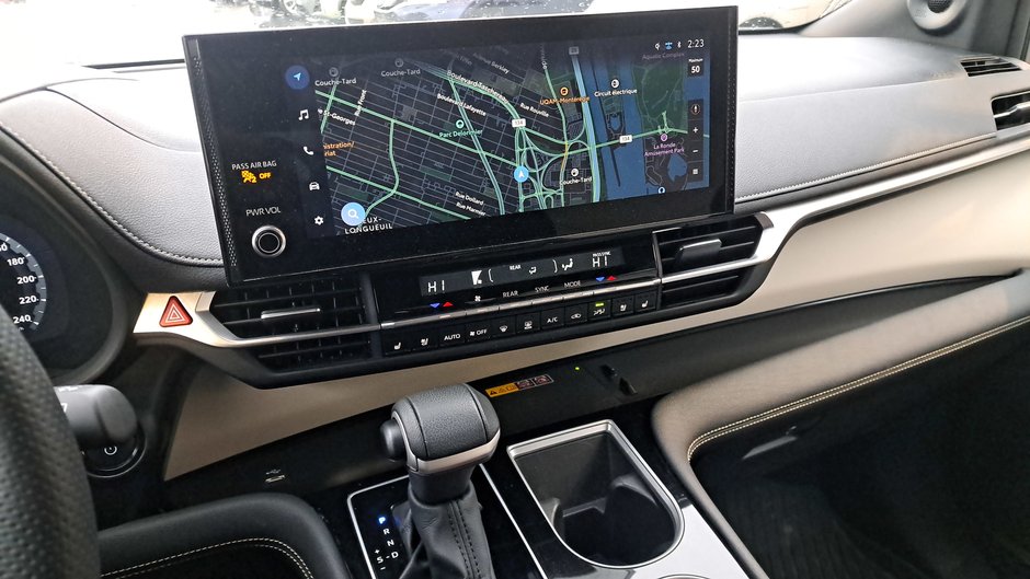 2025 Toyota Sienna Limited-16