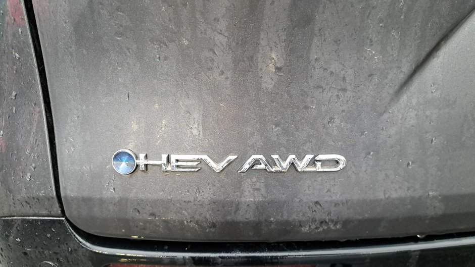 2025 Toyota Sienna Limited-36