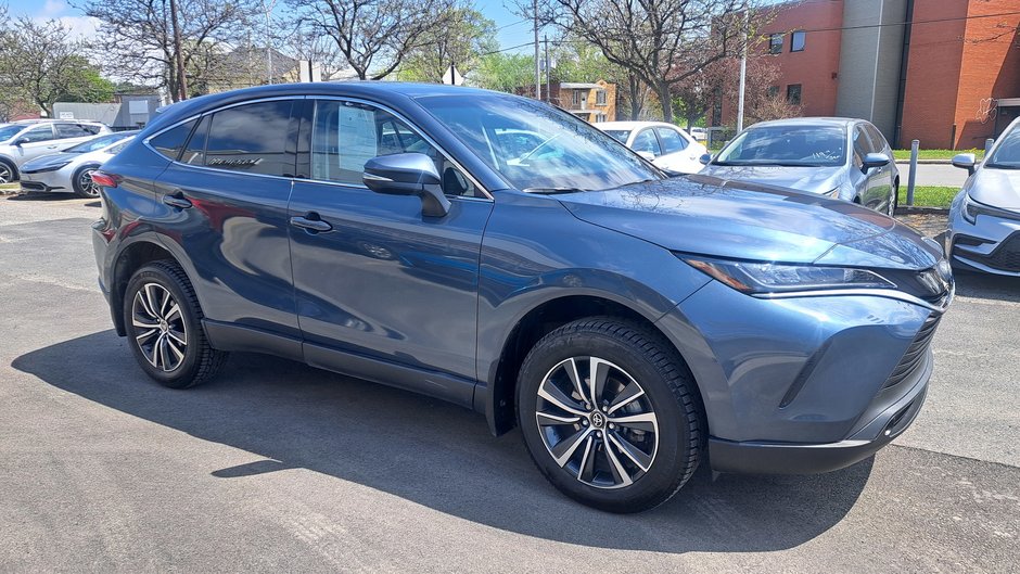 Toyota Venza Hybrid LE 2023-1