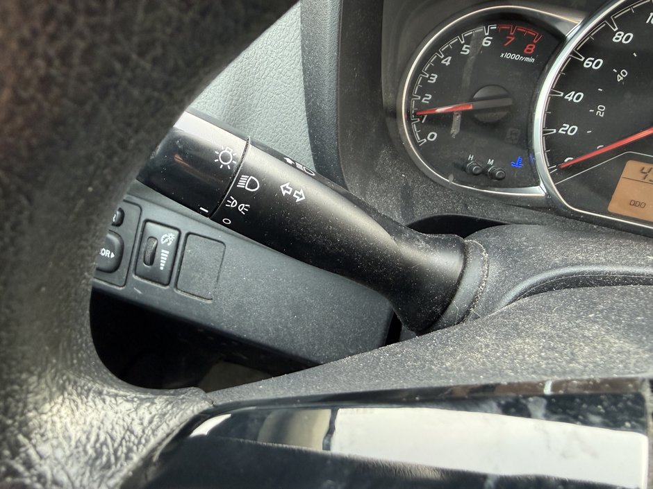 Toyota Yaris Hatchback LE 2018-18