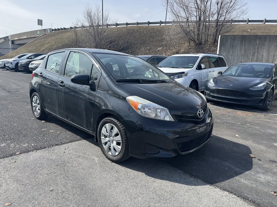 Toyota Yaris Hatchback 5DR LE 4A 2013-1