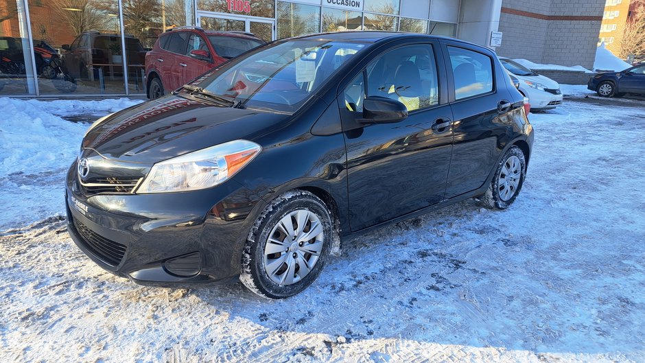 2013 Toyota Yaris LE-0