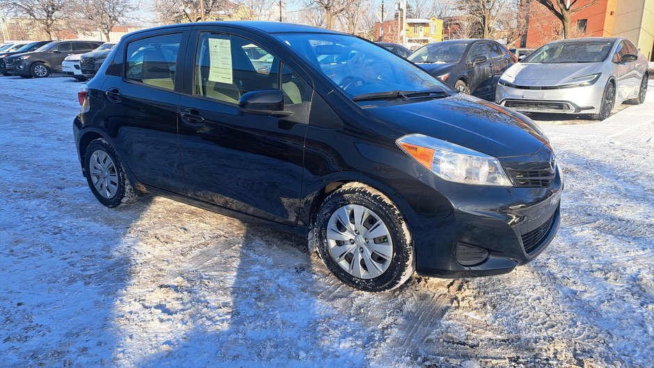 2013 Toyota Yaris LE-1