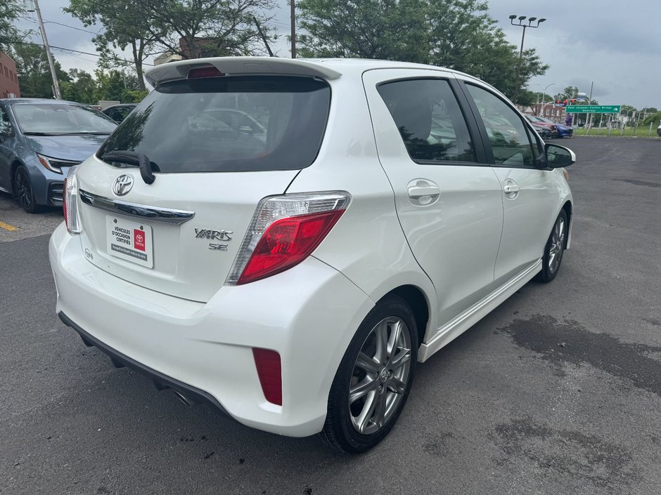 2013 Toyota Yaris LE-4