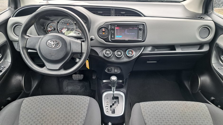 2016 Toyota Yaris LE-23