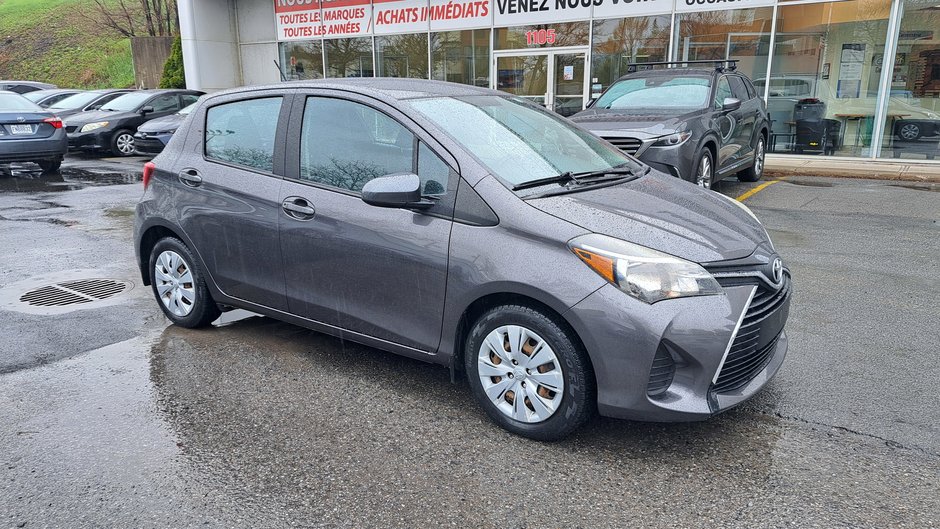 2016 Toyota Yaris LE-1