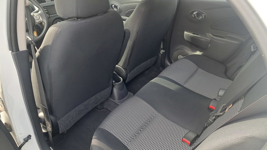 2015 Nissan Micra SV-24