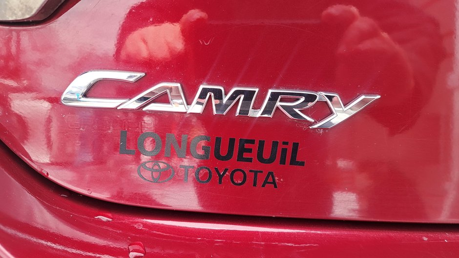 2015 Voitures Toyota Camry SE-27