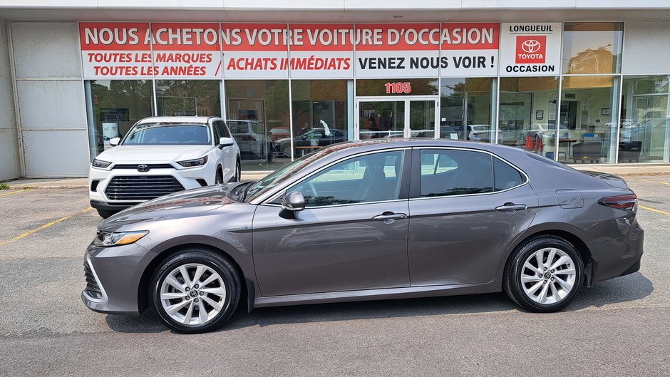 Toyota Camry Hybrid LE 2021-5