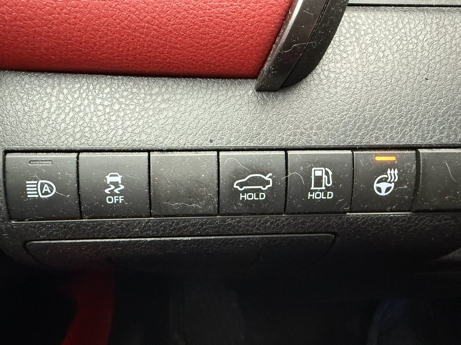 Toyota Camry Hybrid XSE 2021-19