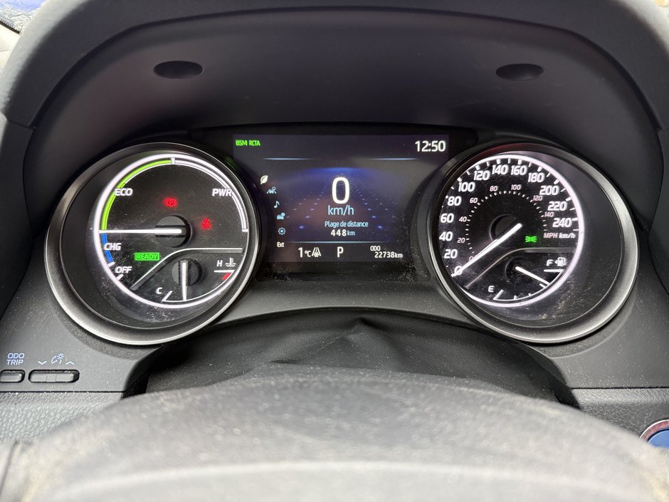 Toyota Camry Hybrid XSE 2021-13