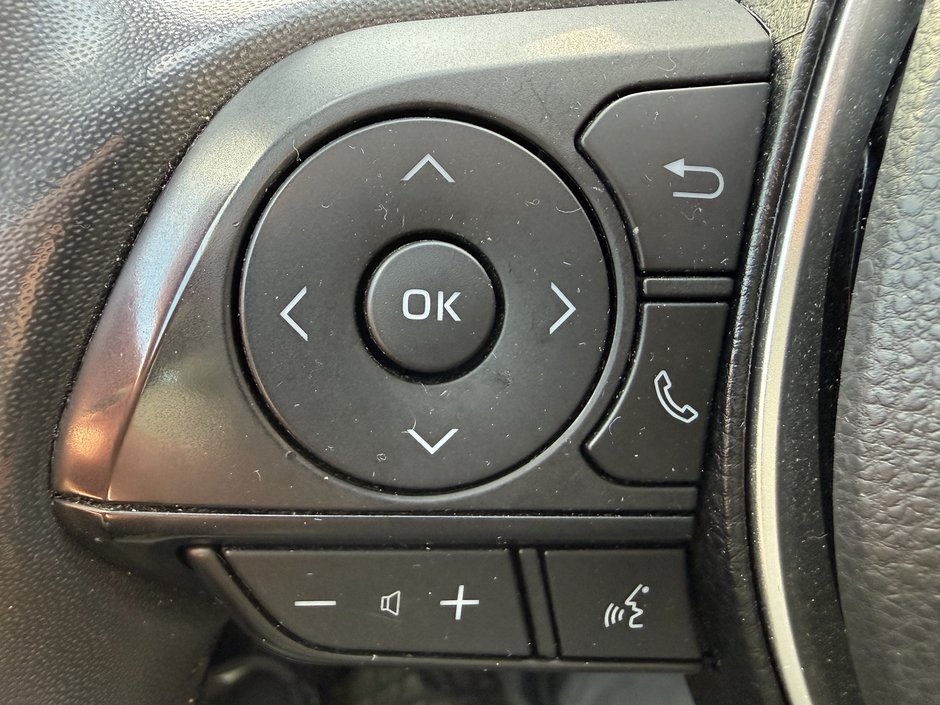 Toyota Corolla Hatchback  2020-15