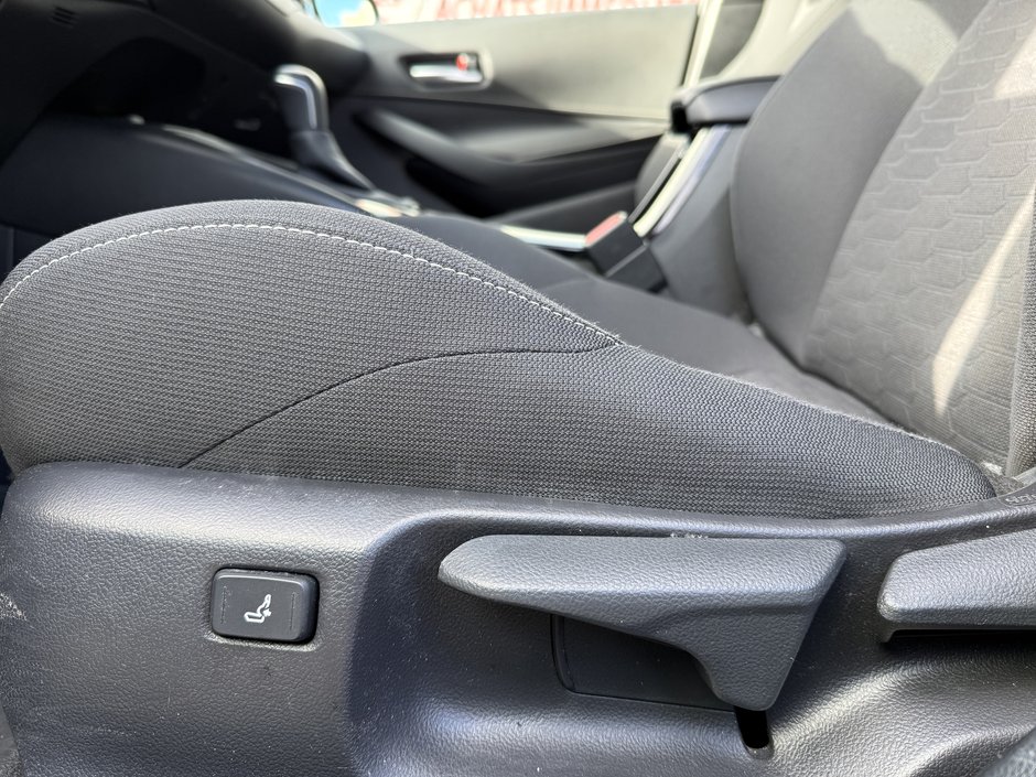 Toyota Corolla Hatchback  2020-9