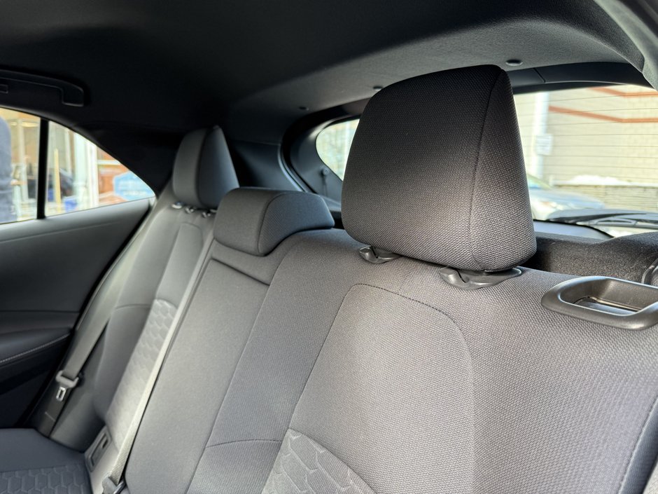 Toyota Corolla Hatchback  2020-32