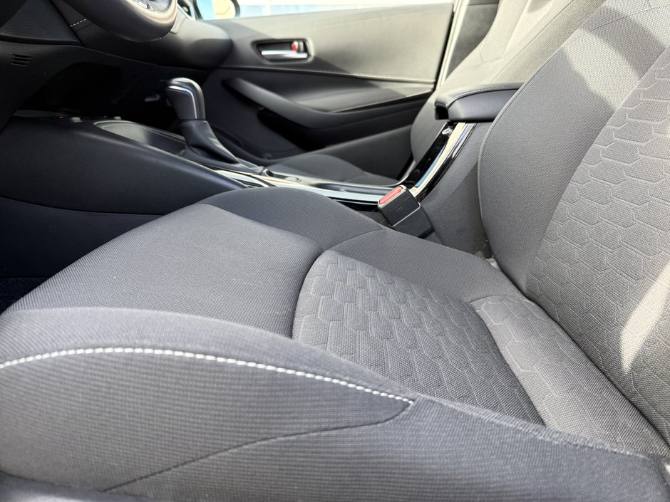 Toyota Corolla Hatchback  2020-10