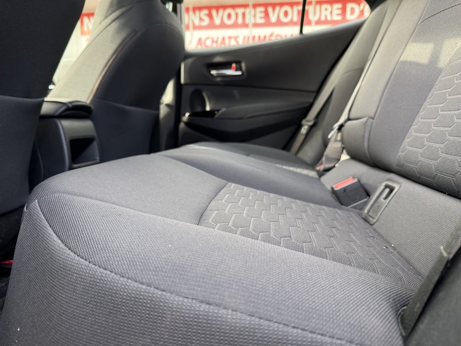 Toyota Corolla Hatchback  2020-31