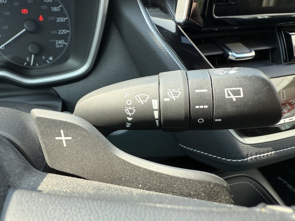 2023 Voitures Toyota Corolla à hayon-18