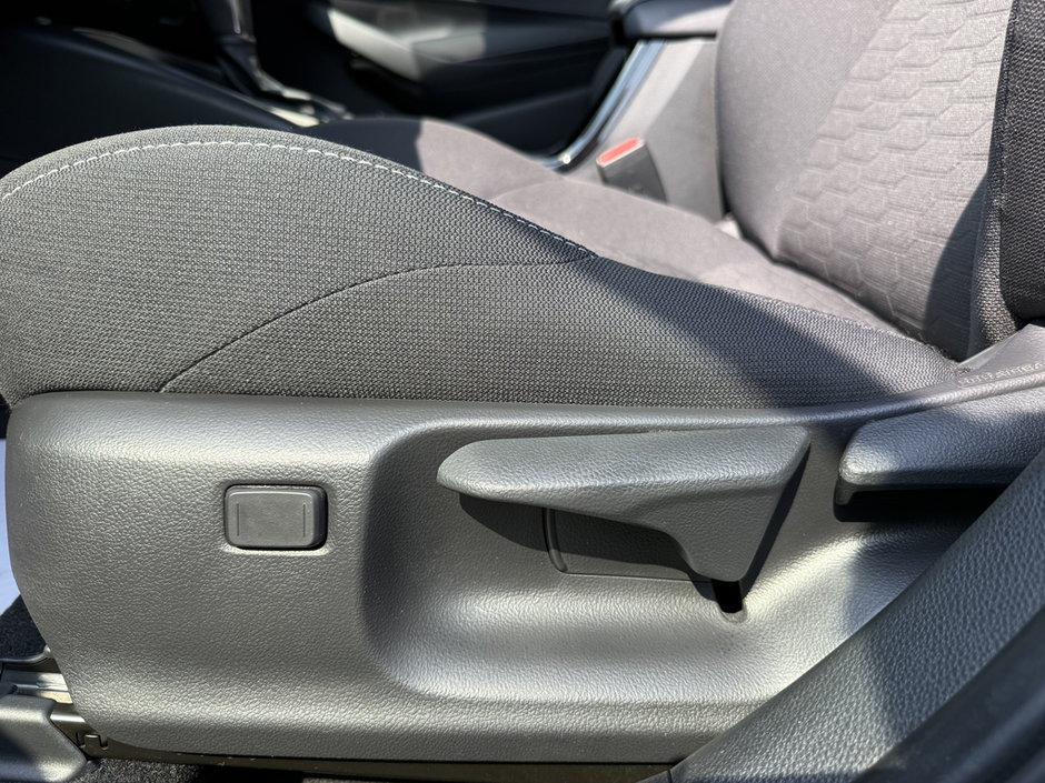 2023 Voitures Toyota Corolla à hayon-9