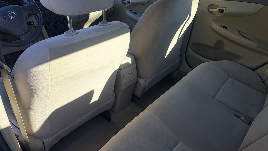 2009 Toyota Corolla CE-21