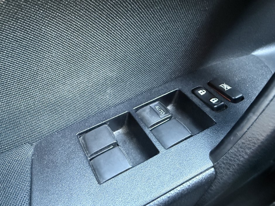 Toyota Corolla LE 2015-20