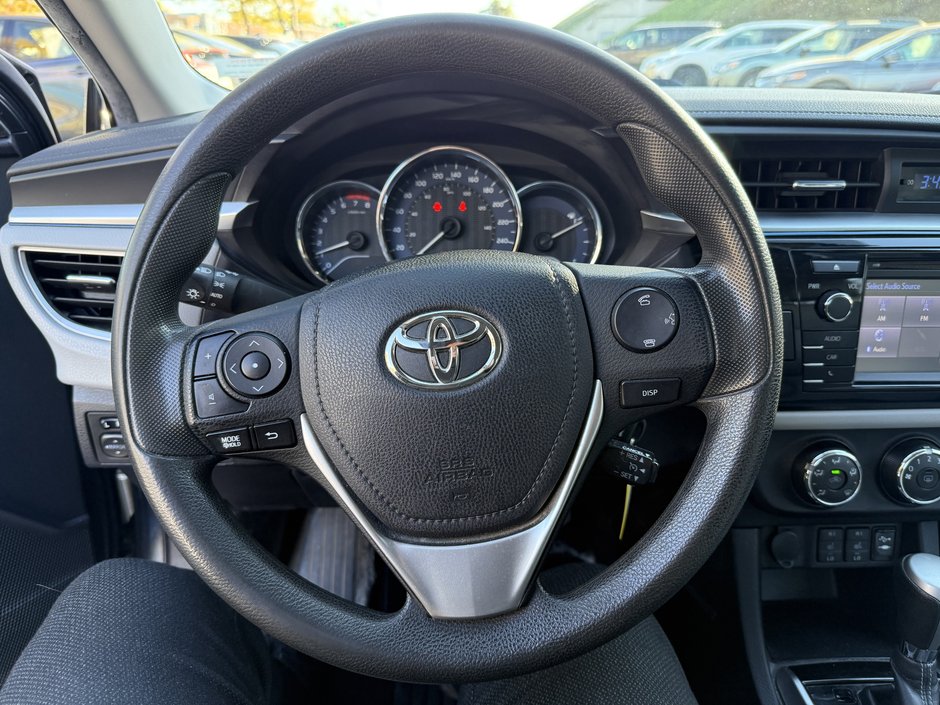 Toyota Corolla LE 2015-13