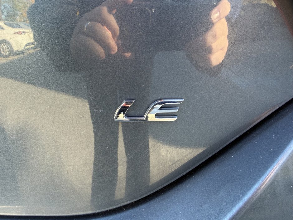 Toyota Corolla LE 2015-32