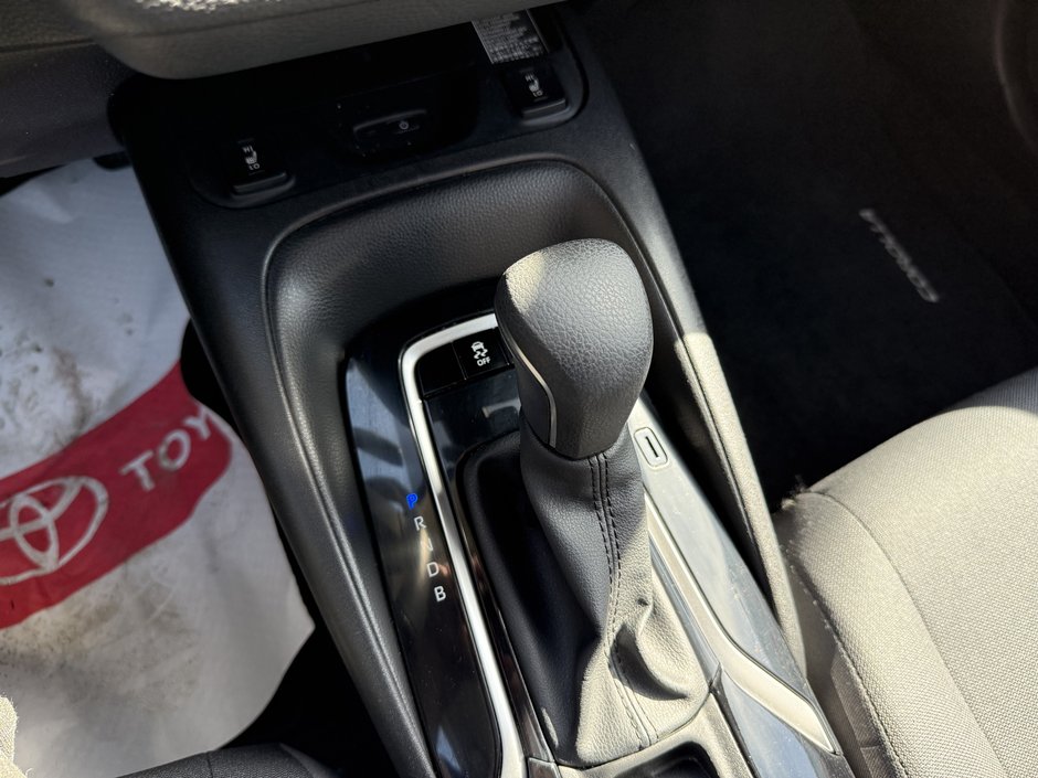 2021 Voitures Toyota Corolla LE-30