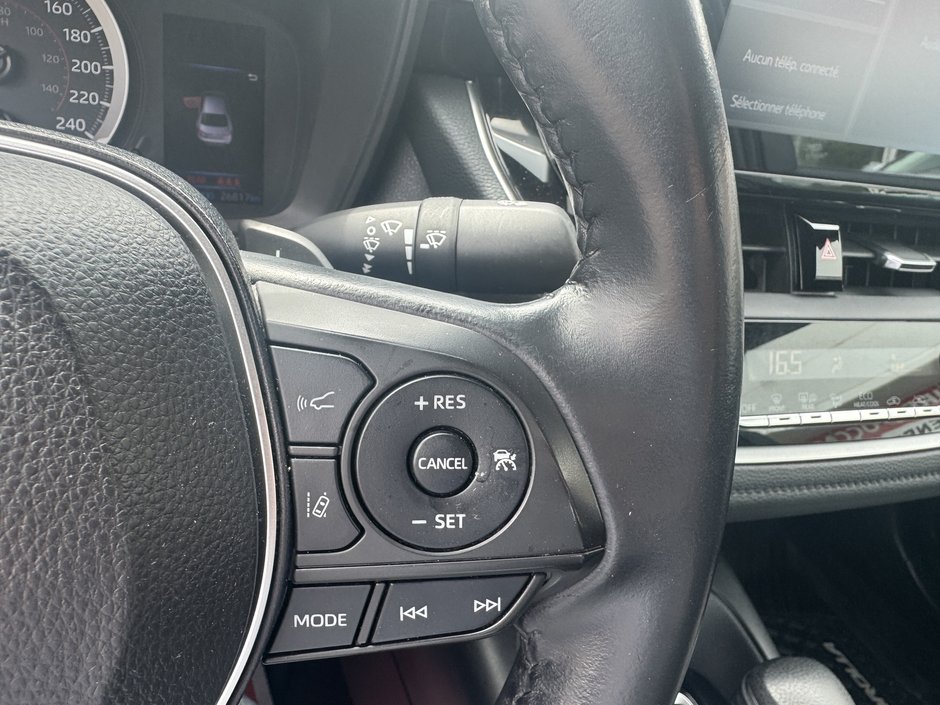 2021 Voitures Toyota Corolla LE-17