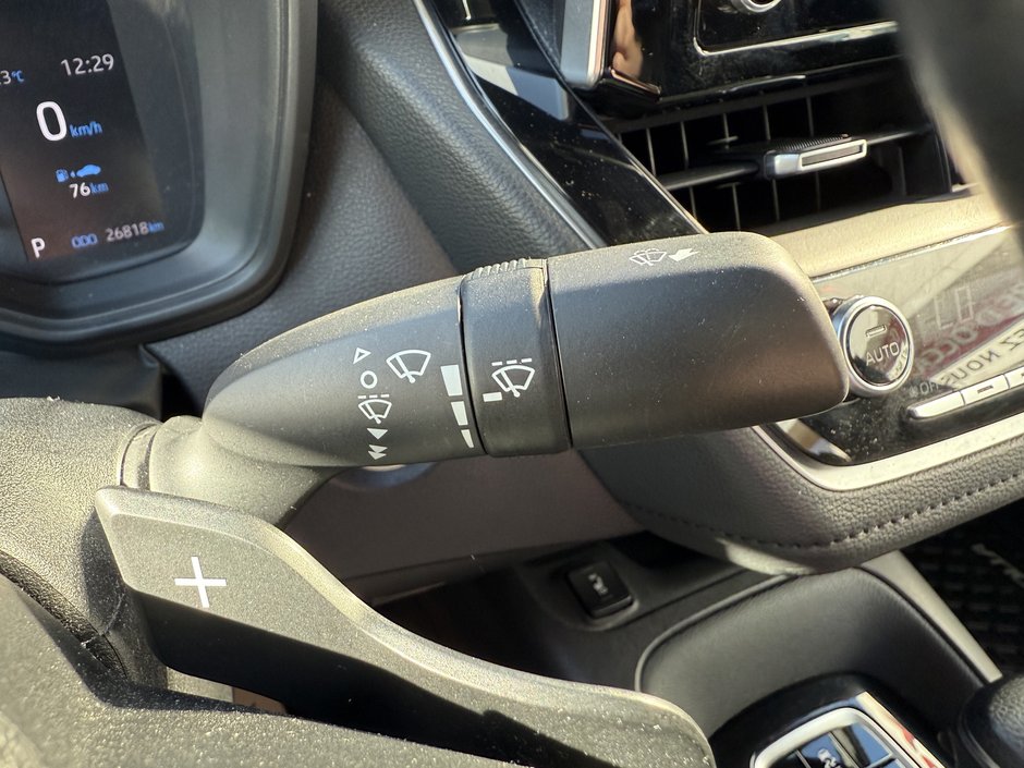 Voitures Toyota Corolla LE 2021-18