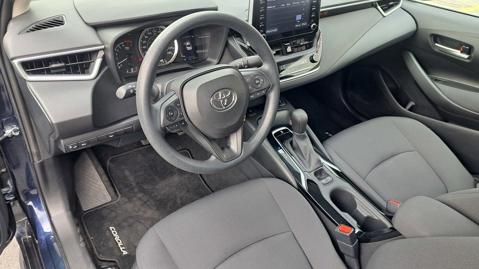 2021 Voitures Toyota Corolla LE-9