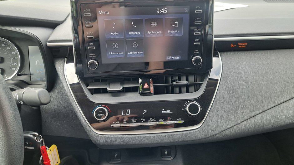 2021 Voitures Toyota Corolla LE-16