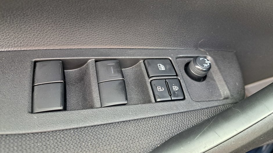 2021 Voitures Toyota Corolla LE-22