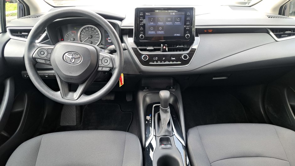 2021 Voitures Toyota Corolla LE-27