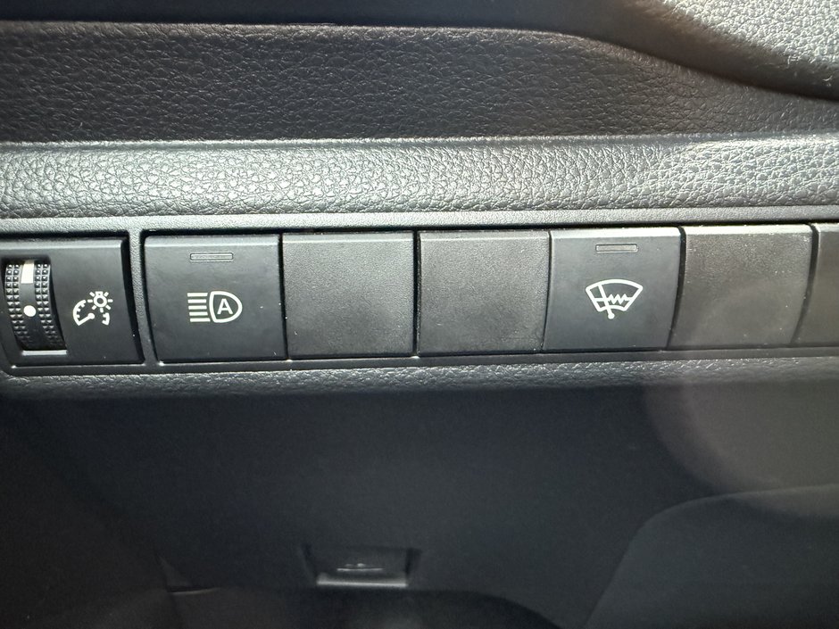 2021 Voitures Toyota Corolla LE-22