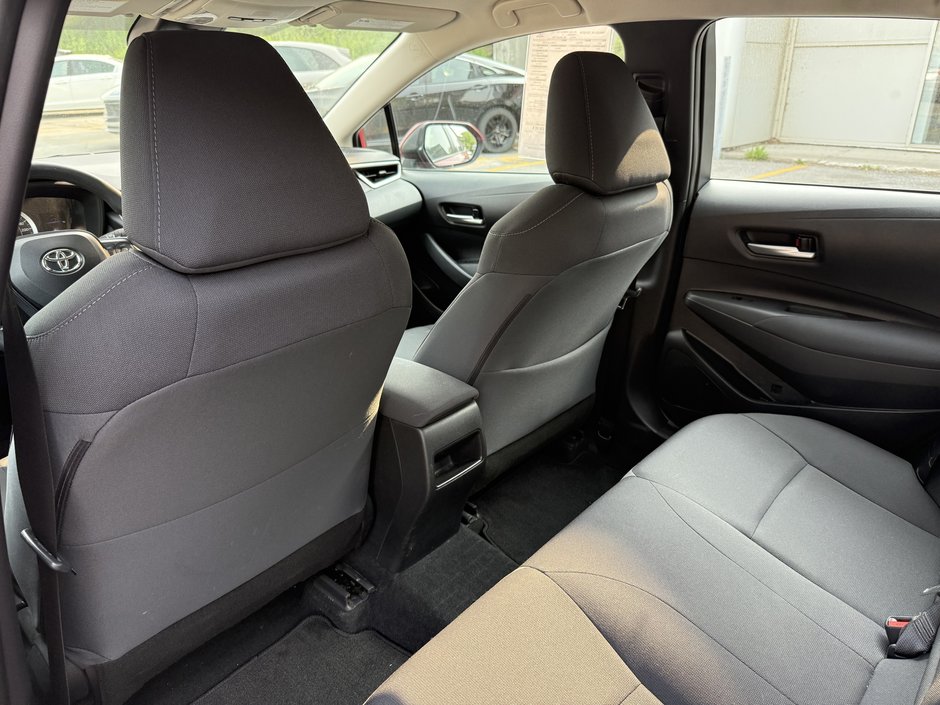 2021 Voitures Toyota Corolla LE-32