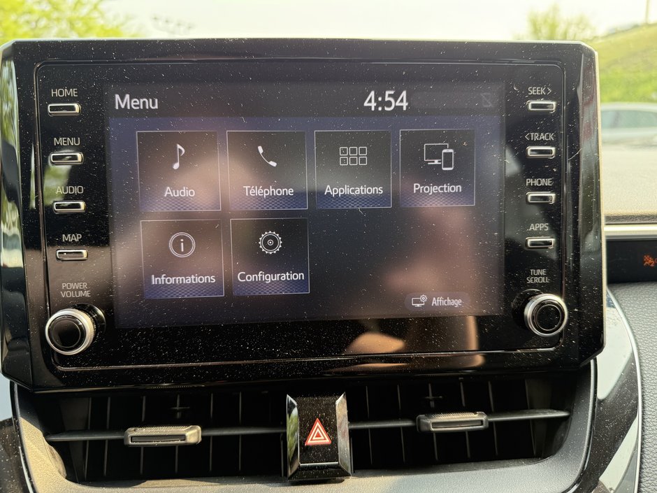 2021 Voitures Toyota Corolla LE-23