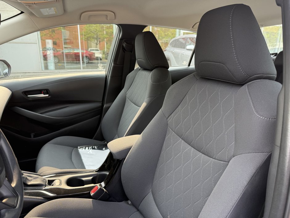 2021 Voitures Toyota Corolla LE-13