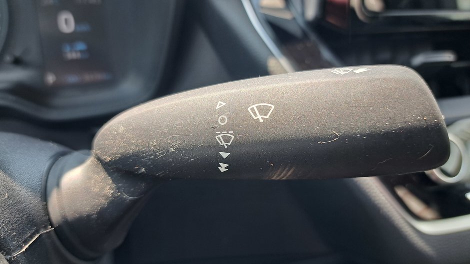 Toyota Corolla L 2021-13