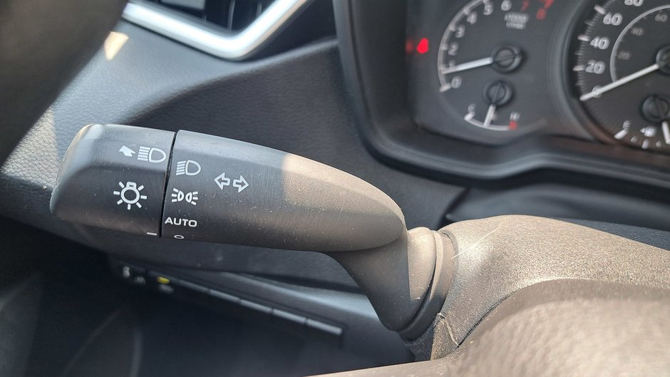 Toyota Corolla L 2021-15