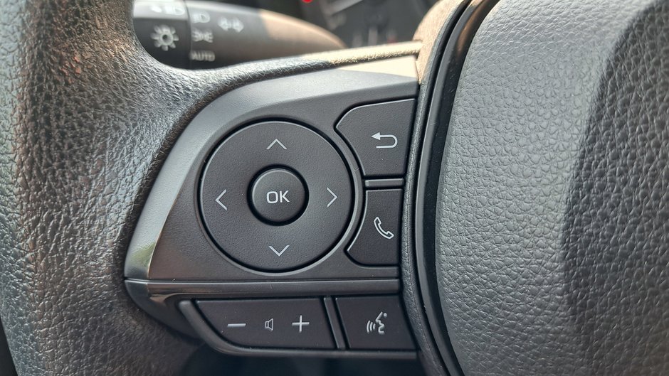 Toyota Corolla L 2021-14