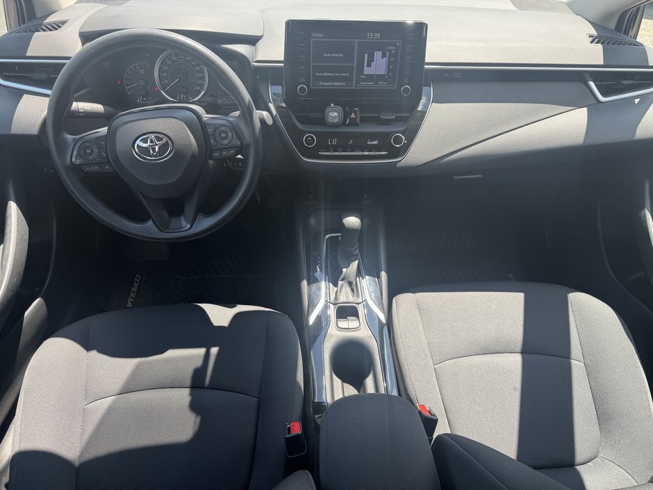 Voitures Toyota Corolla LE 2022-7