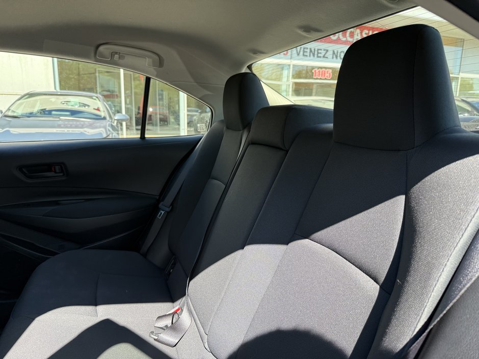 2022 Voitures Toyota Corolla Hybride-30