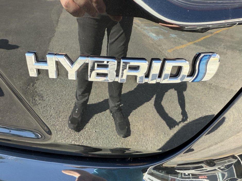 2022 Voitures Toyota Corolla Hybride-38