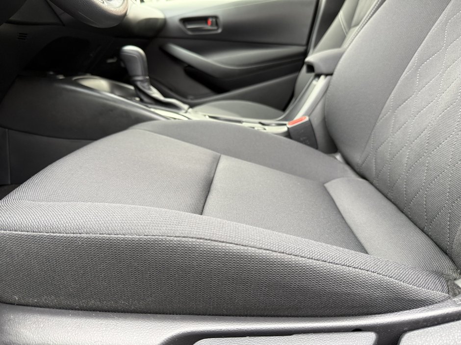 Toyota Corolla Hybrid LE 2024-10