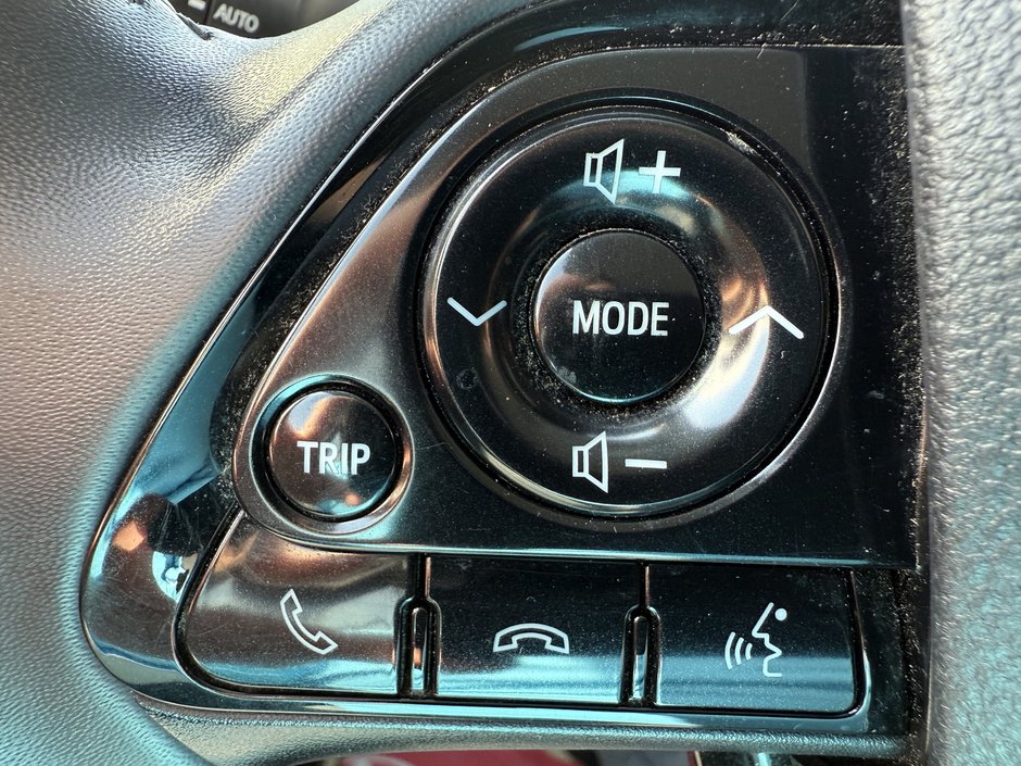 2020 Voitures Toyota Prius Prime-15