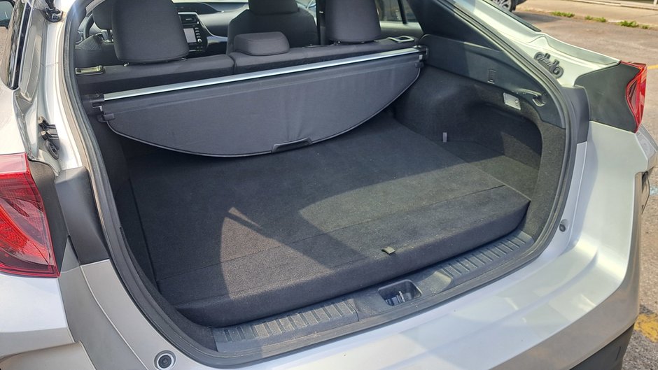 Toyota Prius Prime  2020-31