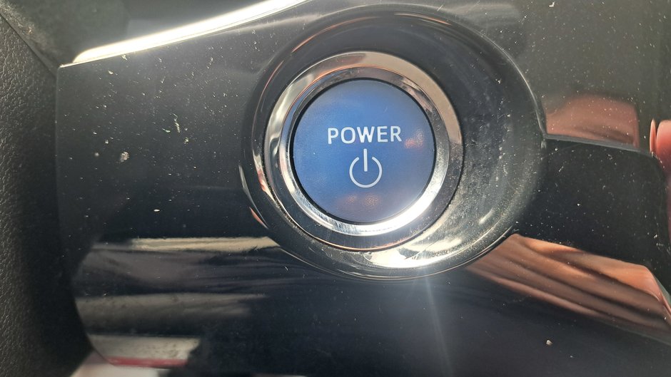 Toyota Prius Prime  2020-16